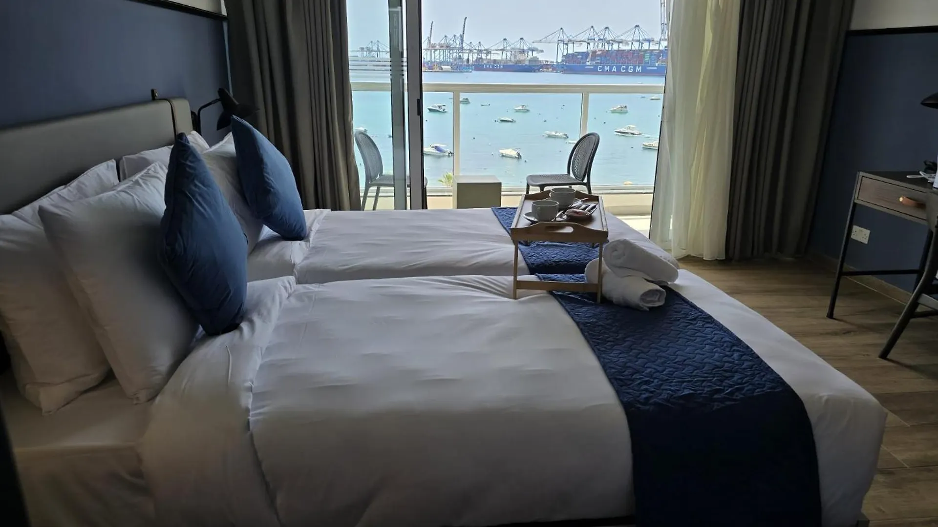 South32 Hotel Birżebbuġa