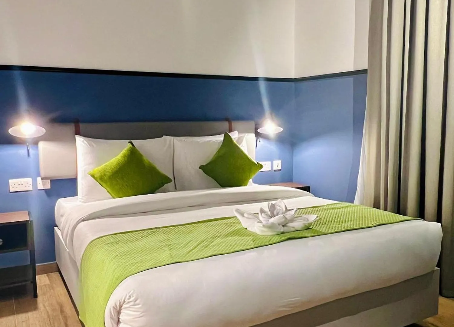 South32 Hotel Birżebbuġa 3*,